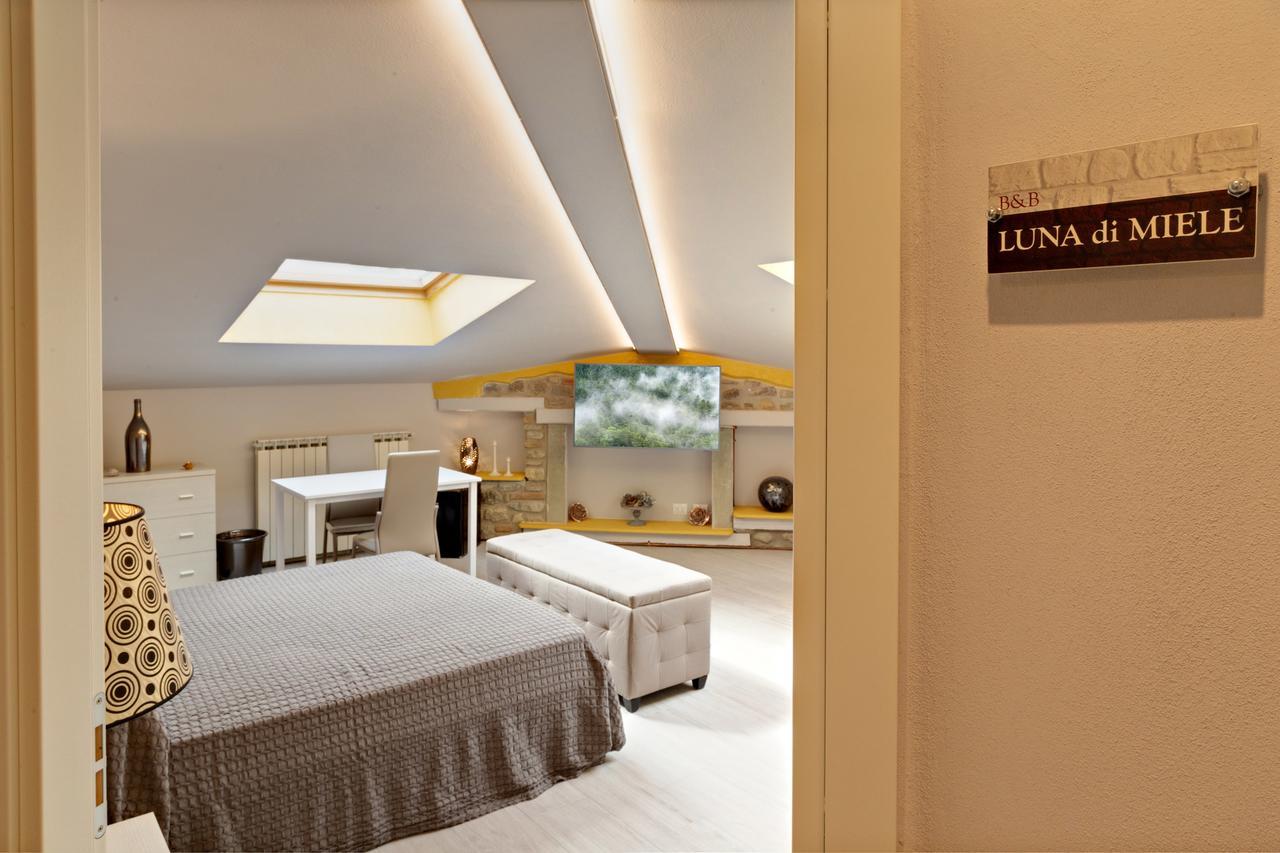Casa Vacanze - Matelda Bed and Breakfast Poppi Buitenkant foto